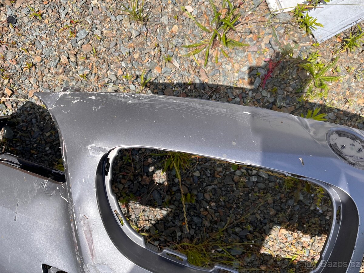 BMW F10 přední nárazník - 5