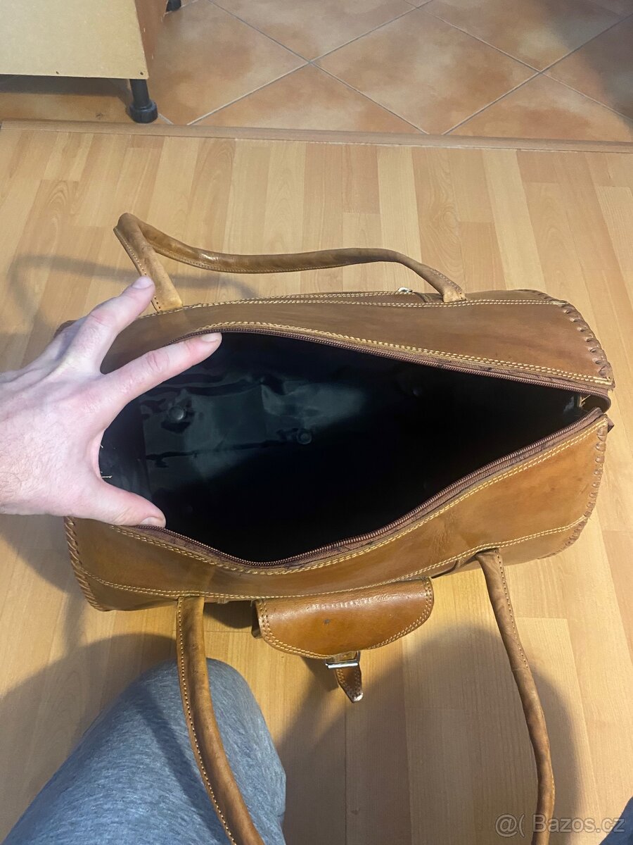 Cestovní kožená taška - 5