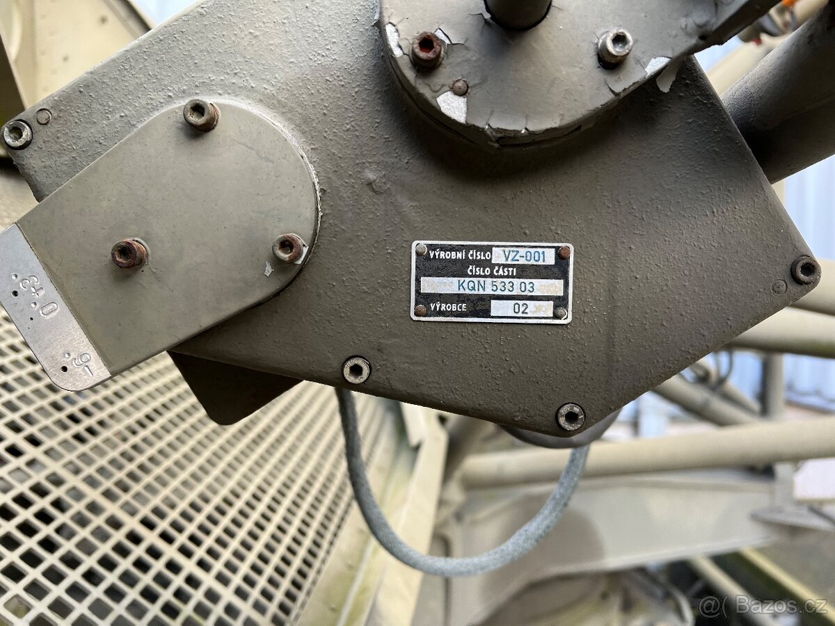 Vojenský letištní radiolokátor– typ RL-5M (anténa) - 5