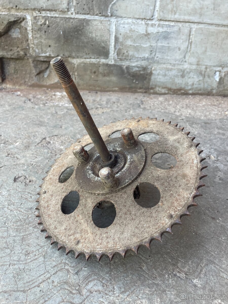 Prodám rozetu, náhon tachometru a osu Jawa 50 Pionýr - 5