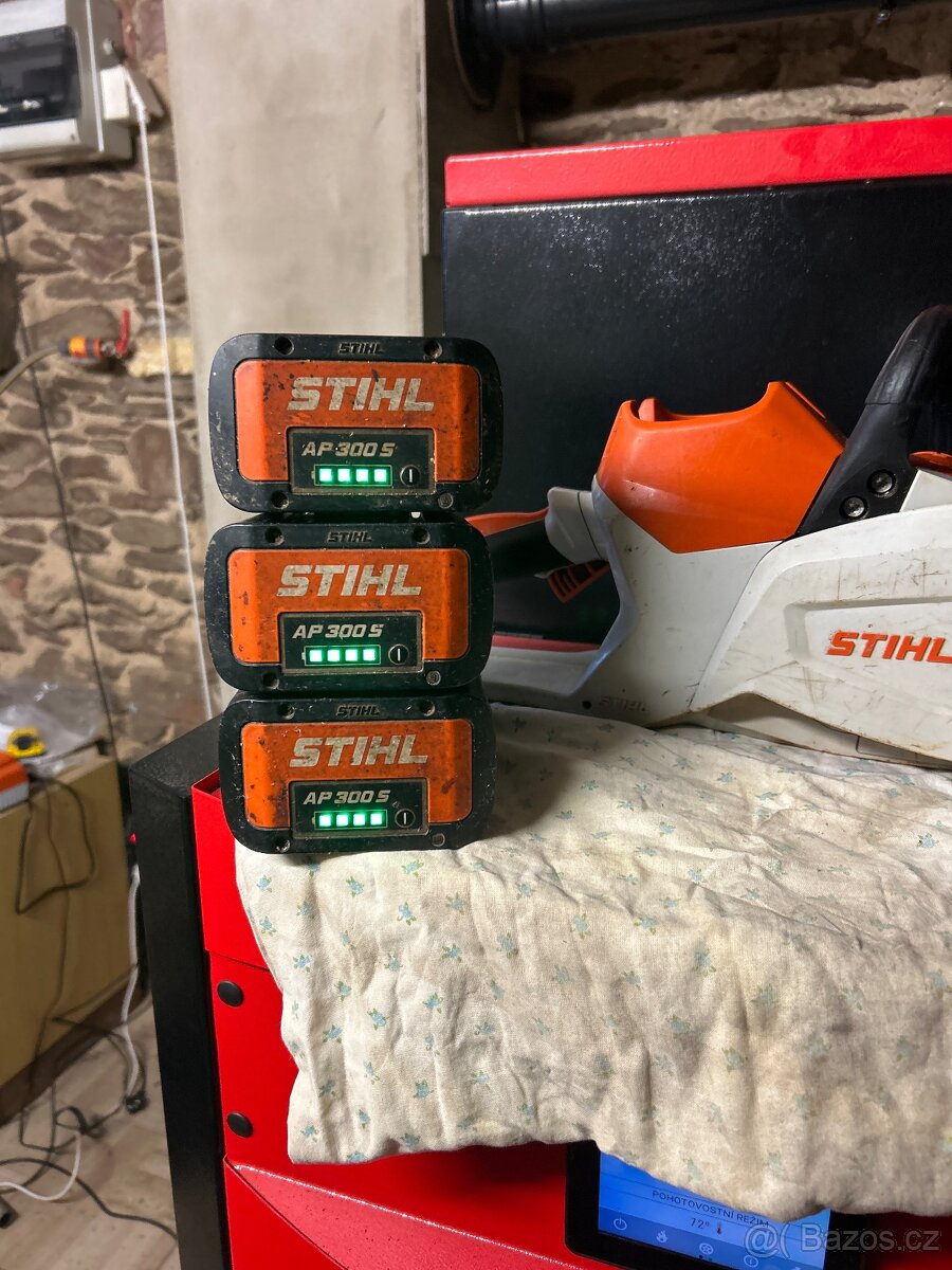 AKU pila Stihl MSA 220C - 5