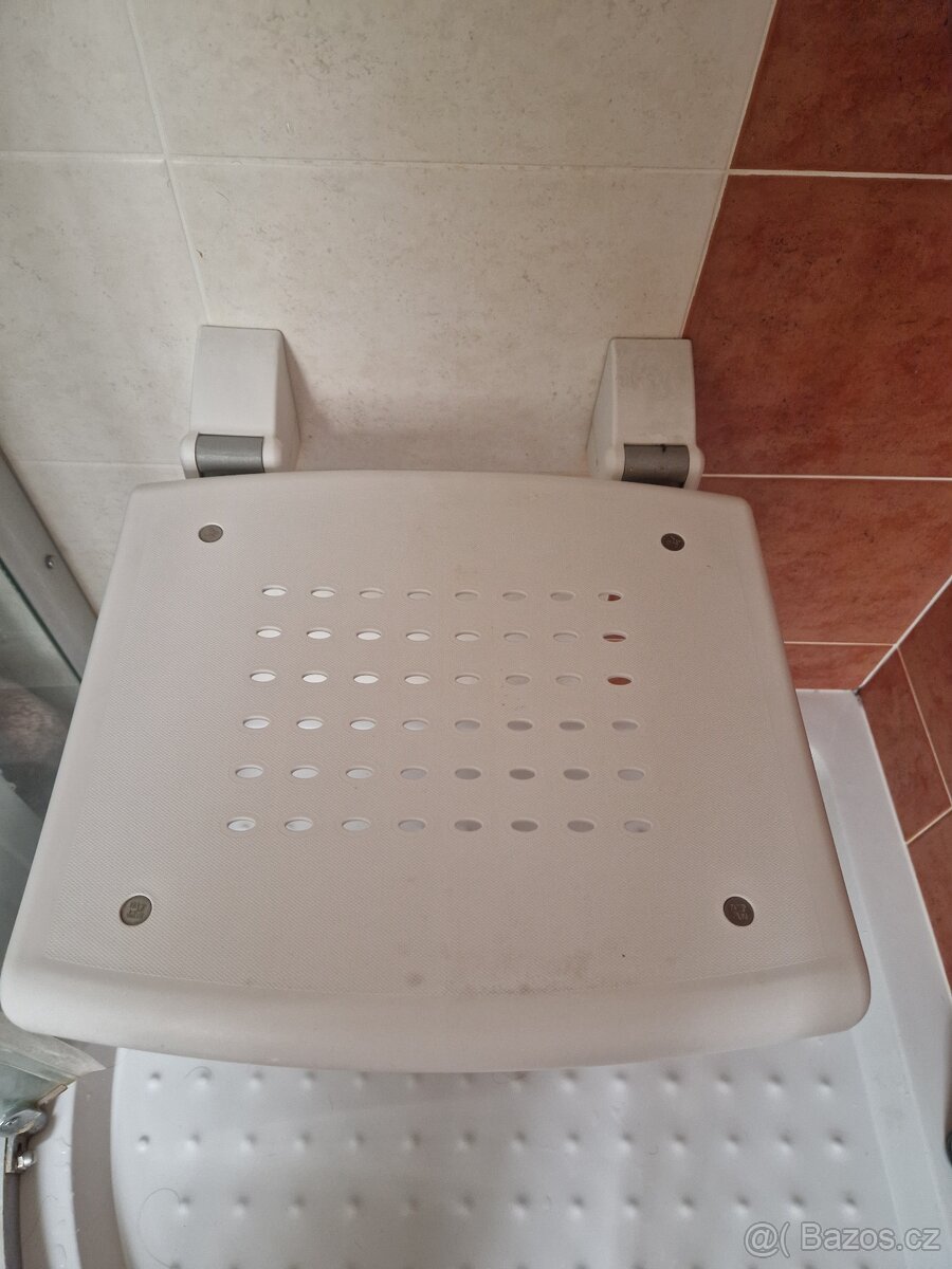 Sklopné sedátko do sprchy pro připevnění na zeď - 5
