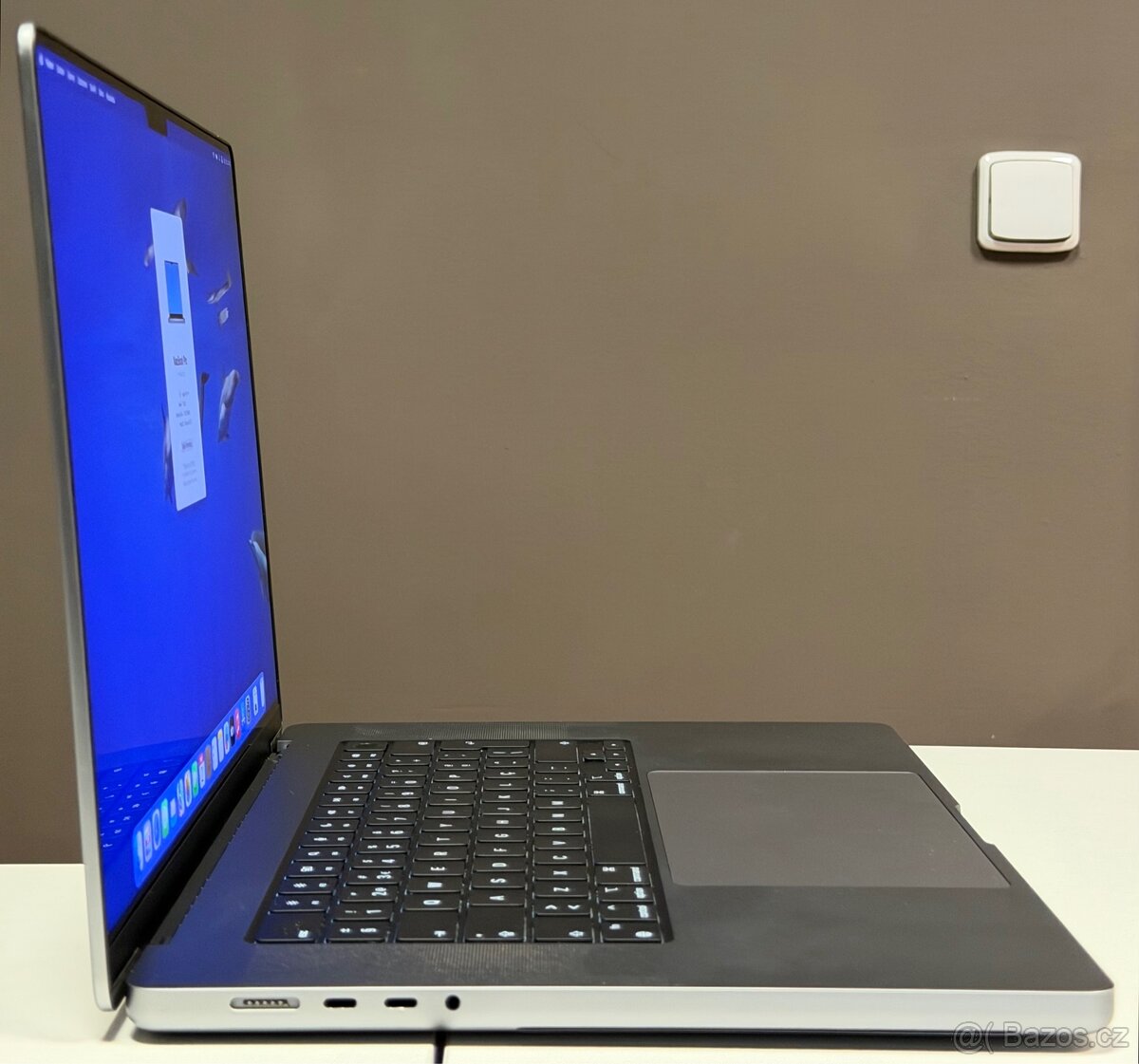 MacBook Pro 16 2021 /16GB RAM/M1 Pro/512GB SSD/Záruka - 5