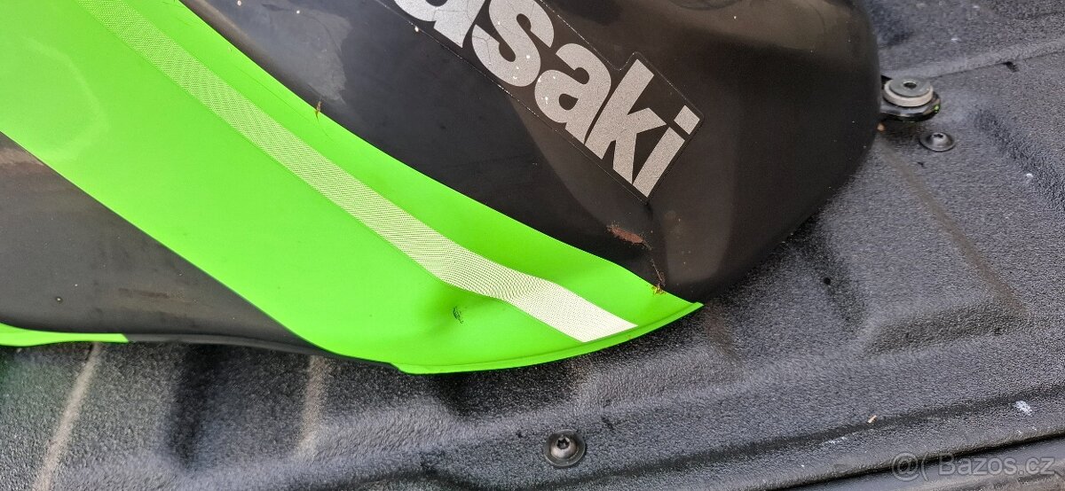 KAWASAKI ZX6R NINJA NÁDRŽ - 5