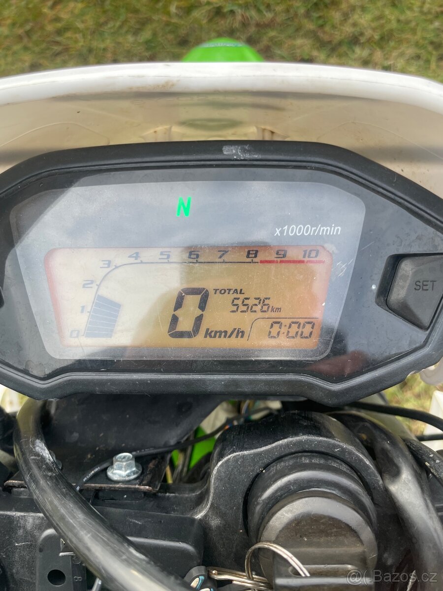 Minirocket Defender 150 - 5