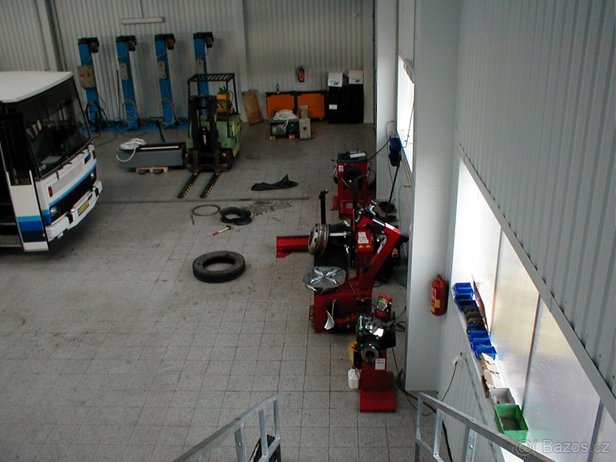 Pronajmu část autoservisu - 5