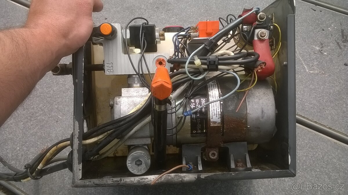 agregáty na 24 V - 5