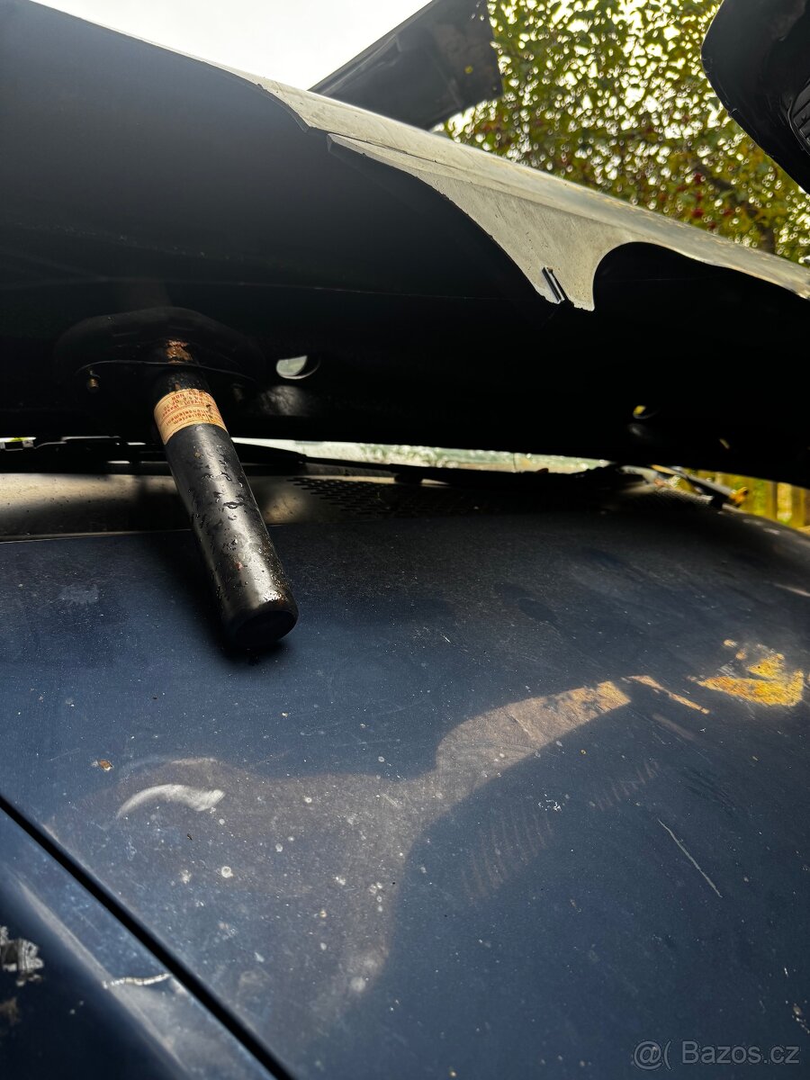 Bmw e38 zadní nárazník - 5
