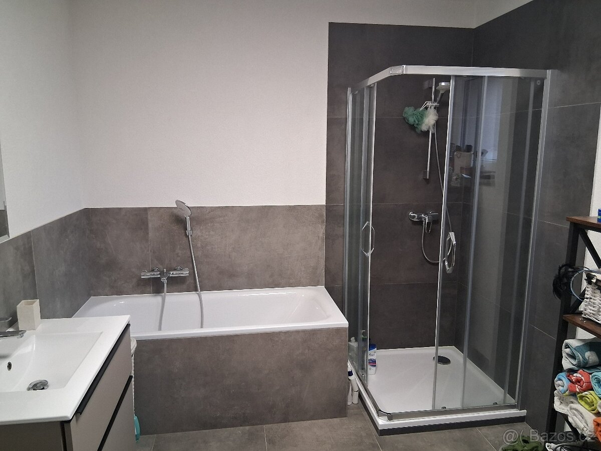 Prodej 2 Rodinných domu a stodoly v Haklových Dvorech - 5