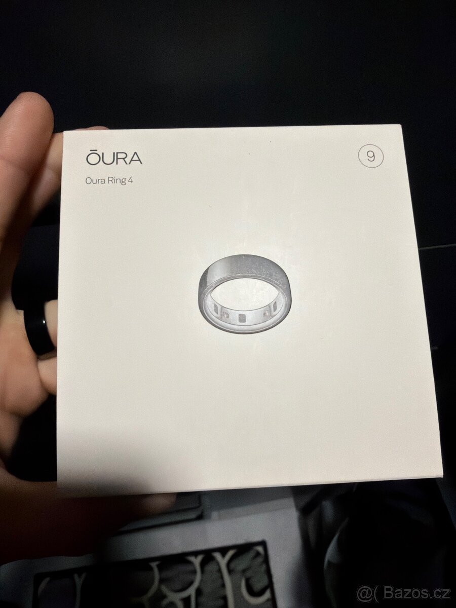 Oura Ring 4 – vel. 9 – Black/Noir – 3 500 Kč - 5