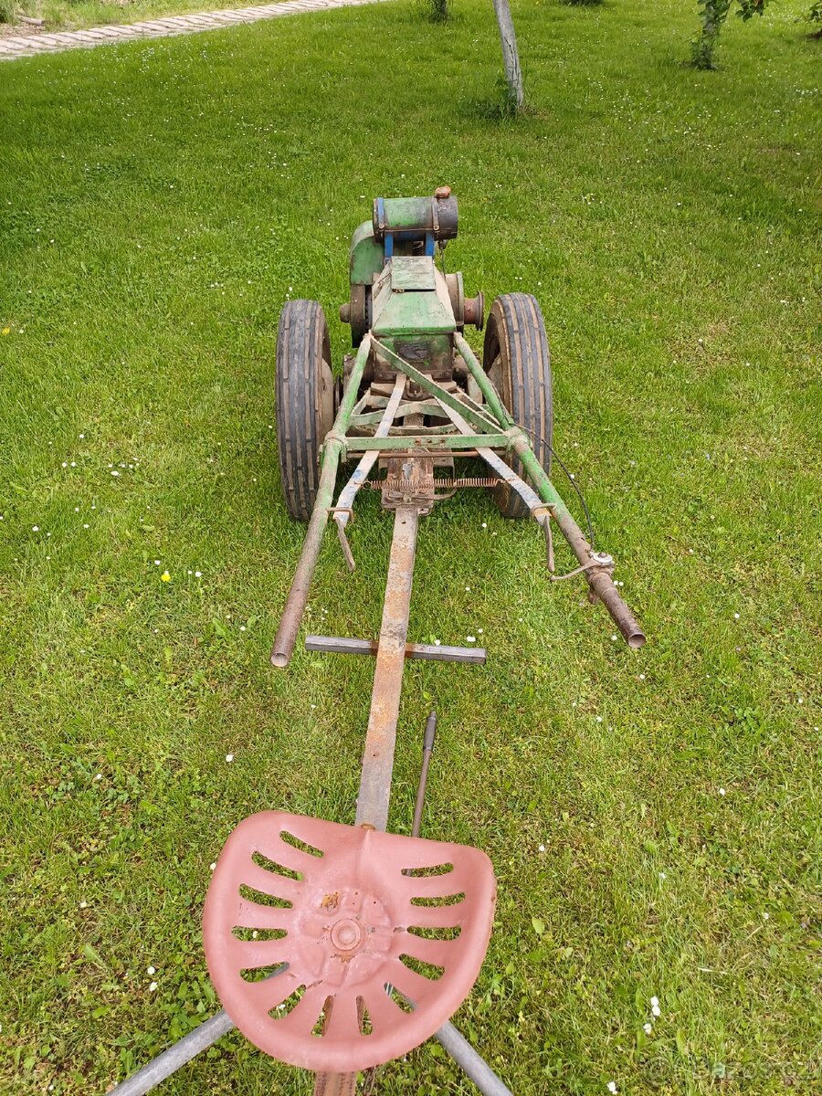 Traktor trusty - 5