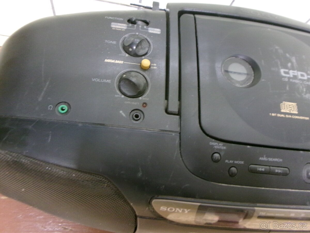 Sony CFD-112L. - 5