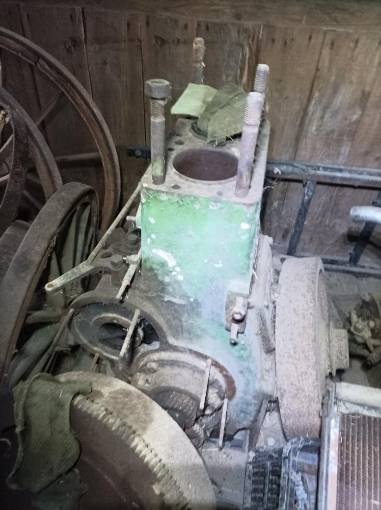 Stabilní motor Slavia DR27 - 5