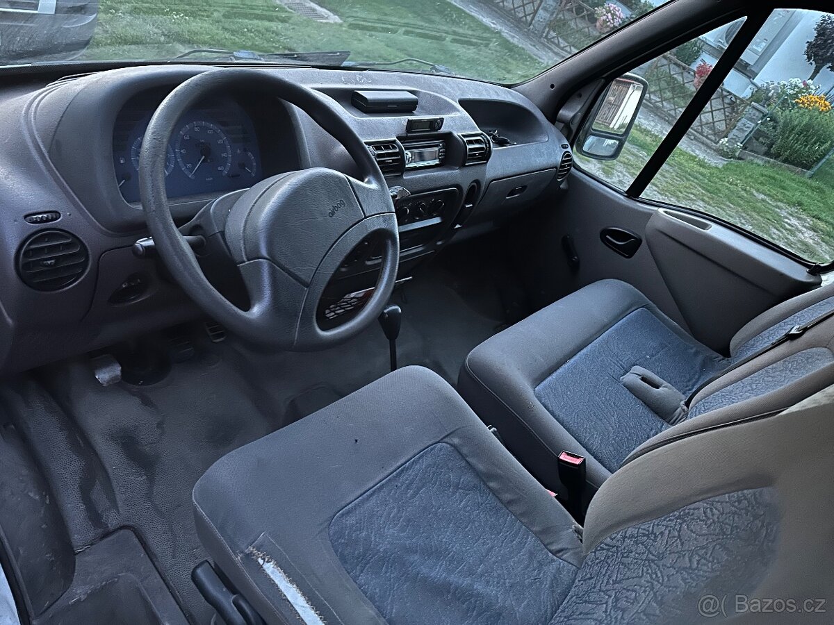 Prodám Renault Master - 5