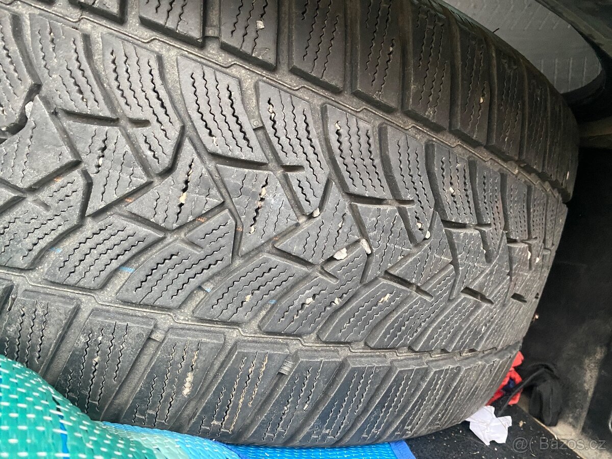 Zimní pneu 245/40/R18 Dunlop - 5