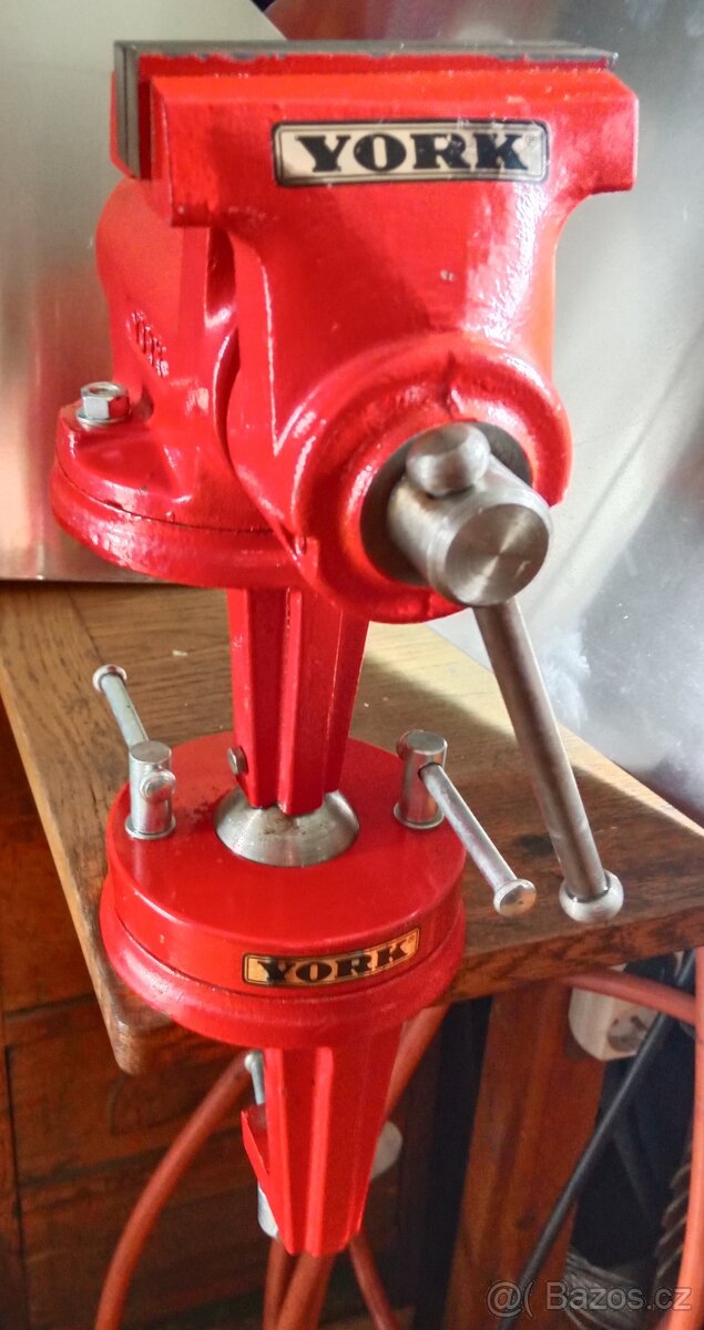 Svěrák York 100 mm kloubový - 5