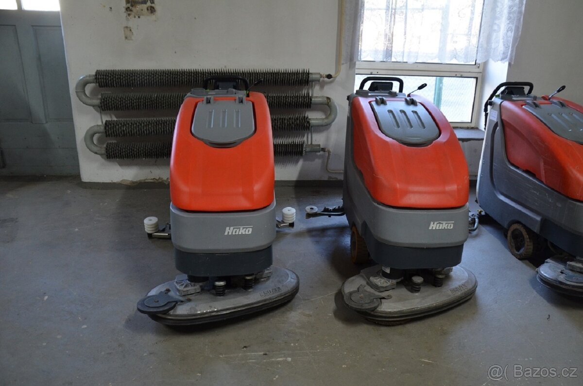 PRODÁM Podlahový mycí stroj repasovaný Hakomatic B90 - 5