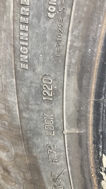 PNEU 315/70 R22,5 - 5