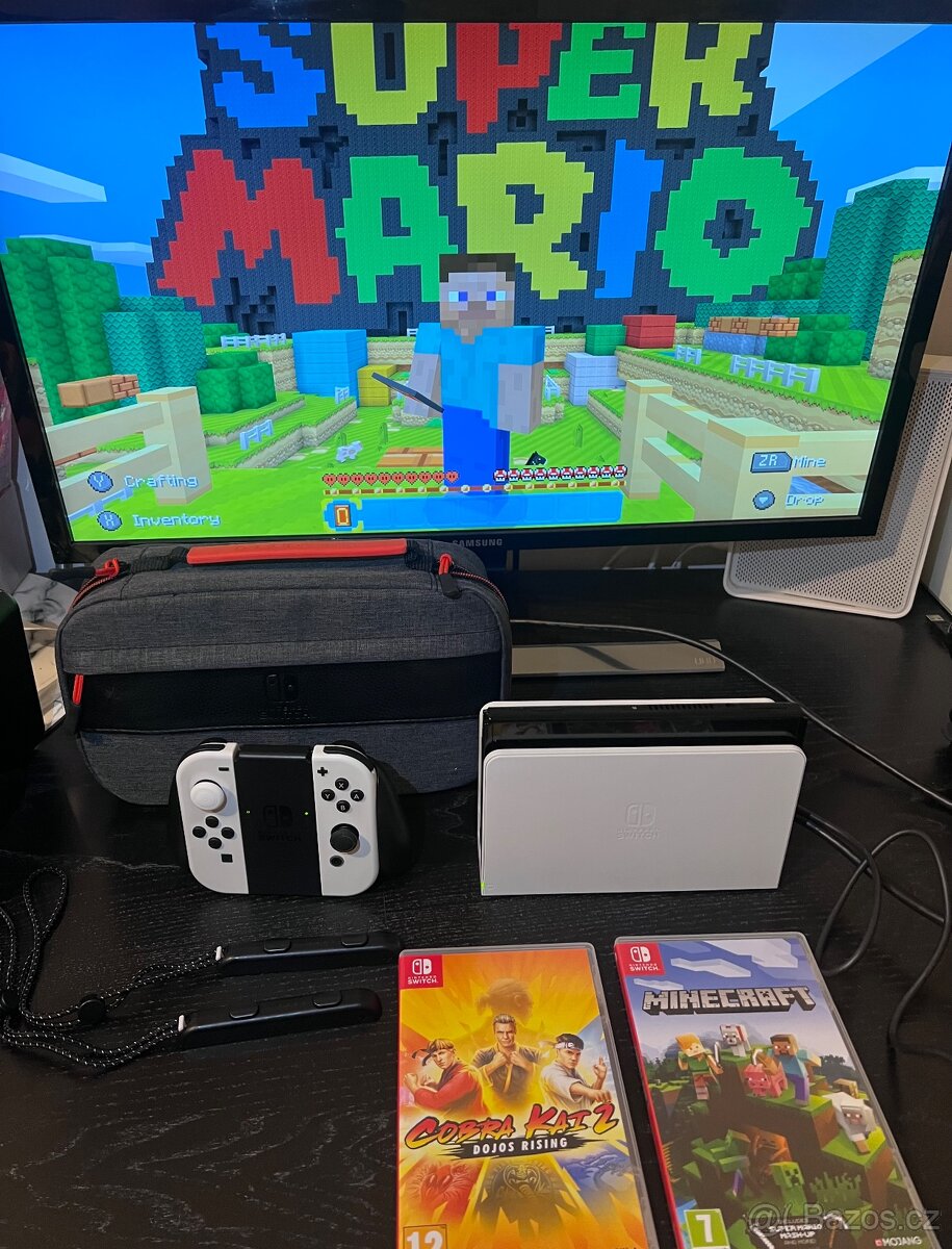 Nintendo Switch OLED + hry Minecraft a karate - 5