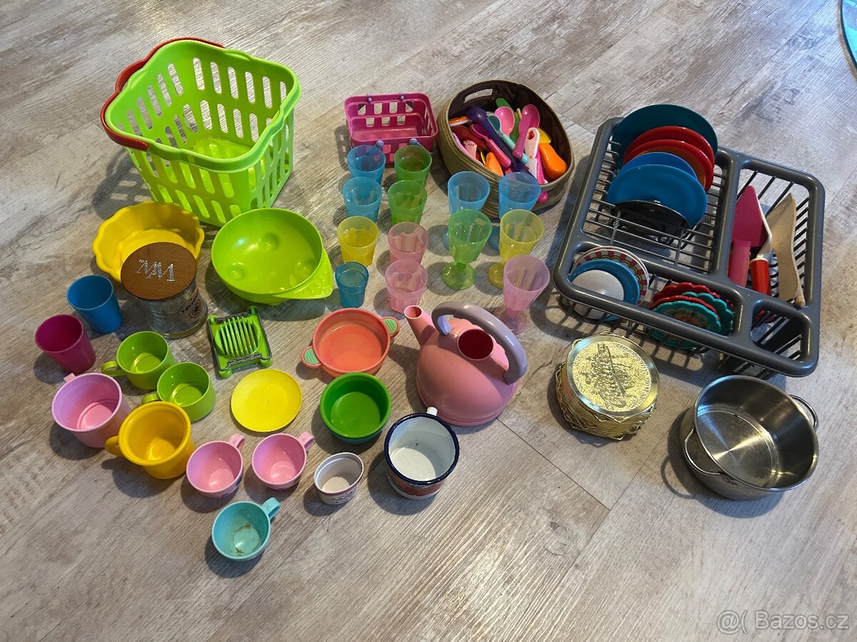 Dřevěná kuchyňka IKEA s příslušenstvím - 5