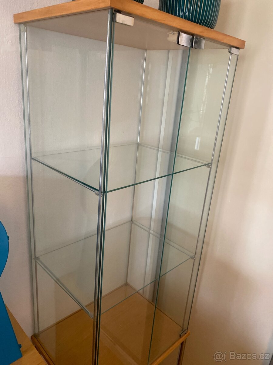 Prosklená skříňka - 5