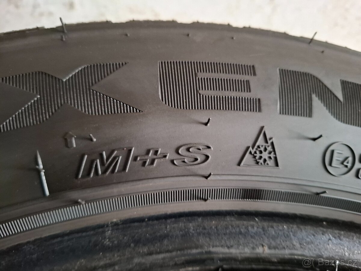 215/60 r17C celoroční pneumatiky Nexen - 5