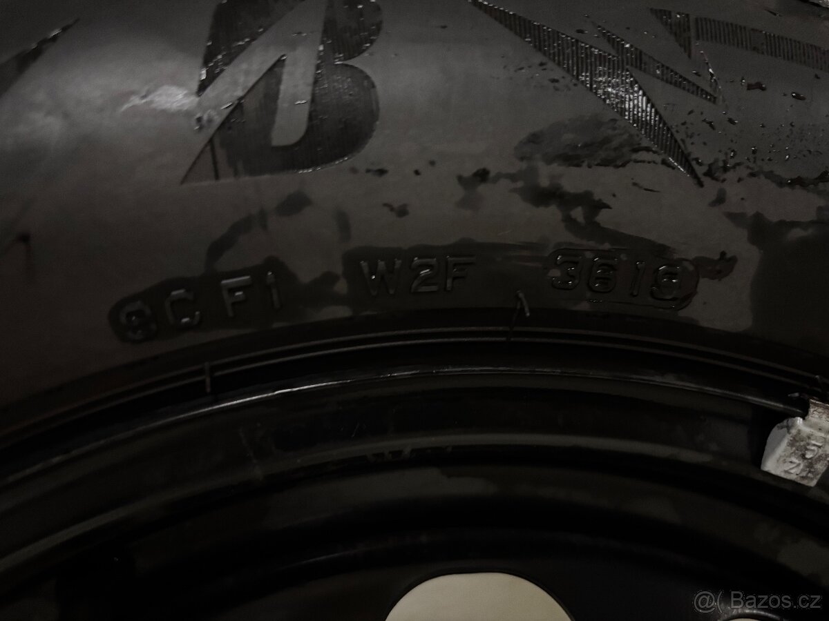 Zimní pneumatiky 215/60 R16 99H + plechové disky – Š. Karoq - 5