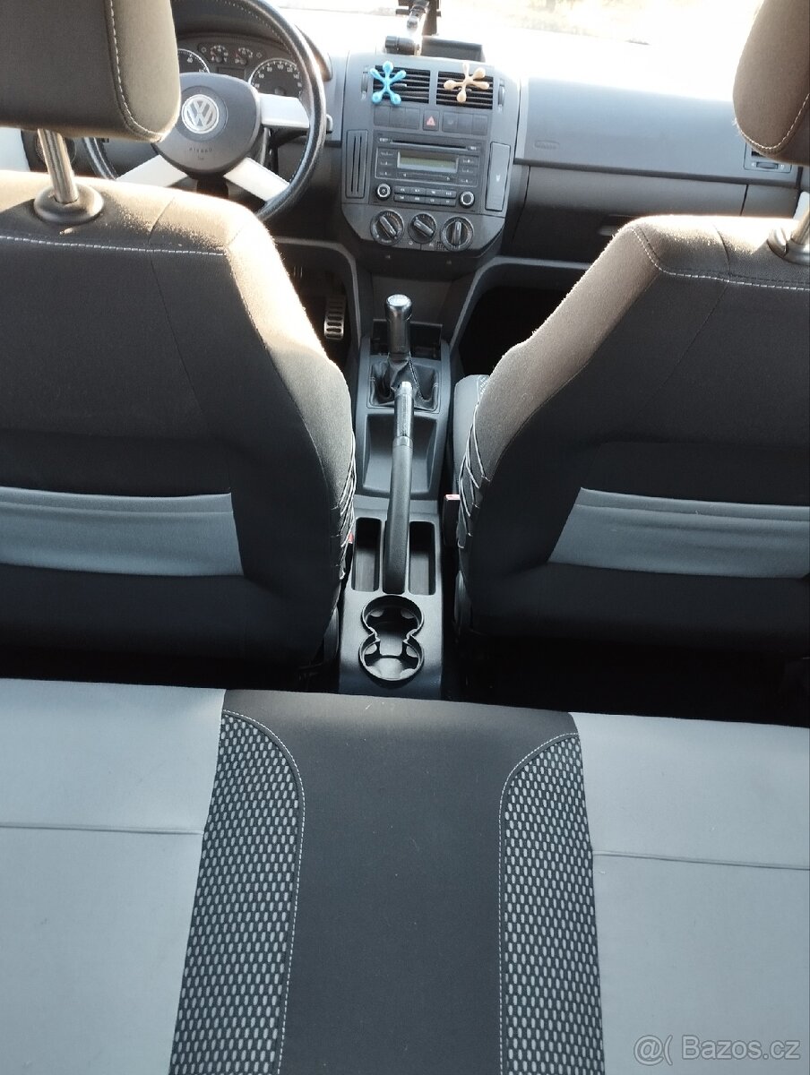 Prodám VW Polo CROSS 1.2 51 KW - 5