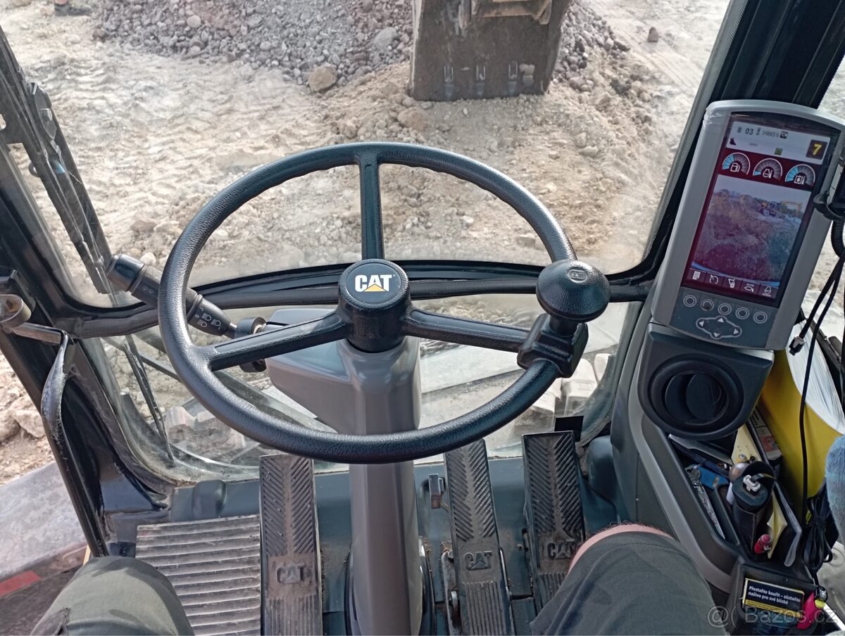 Caterpillar M313D - 5