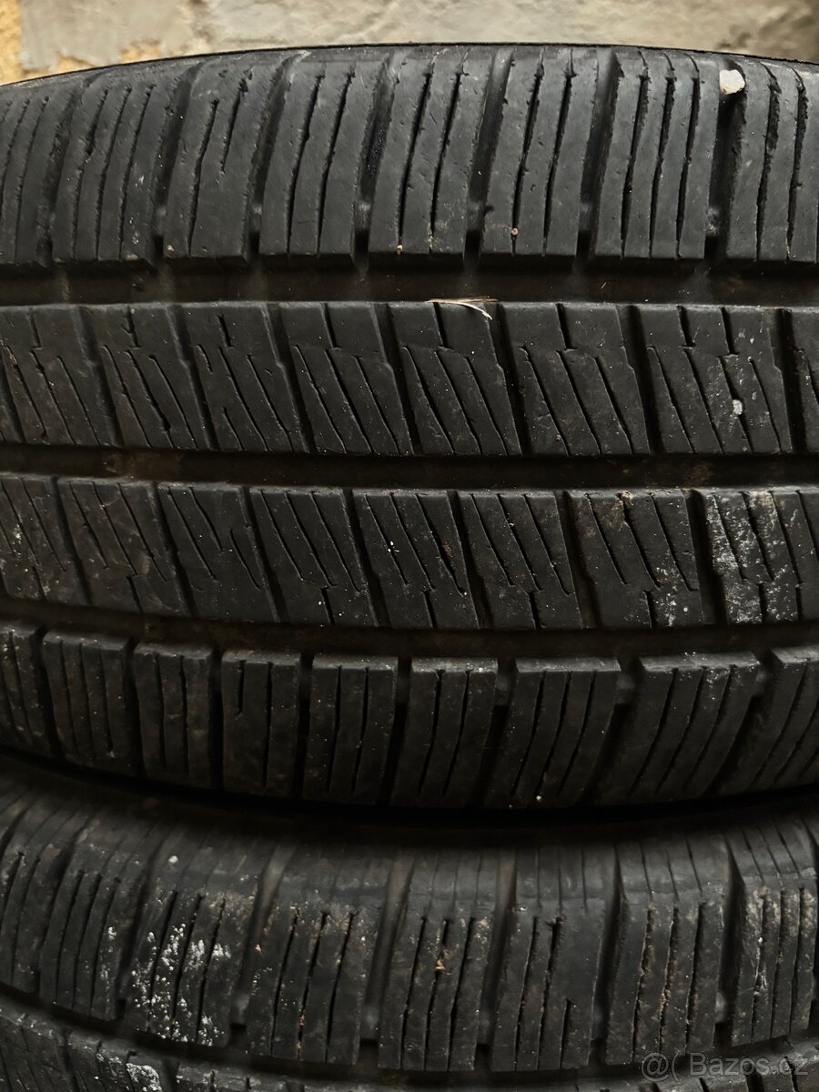 Prodám 2 ks pneumatik Hankook 215/65 R16C (rok 2023) - 5
