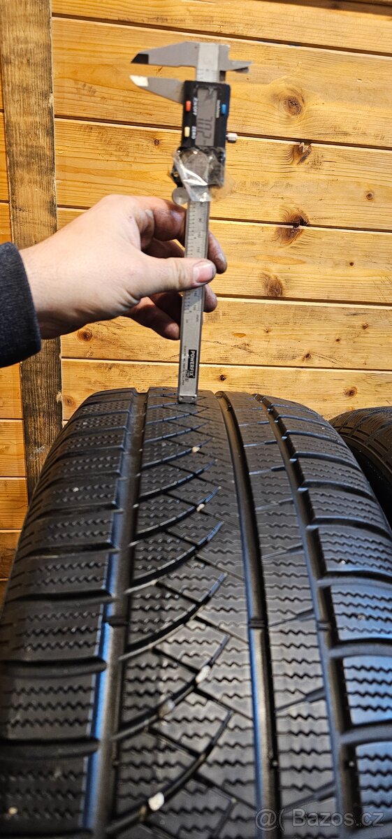 235/55/18 Champiro - zimní - pošlu poštou - 720. - 5