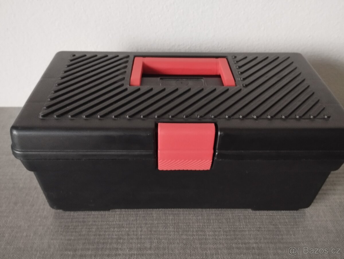 Dětský box na nářadí + nářadí - 5