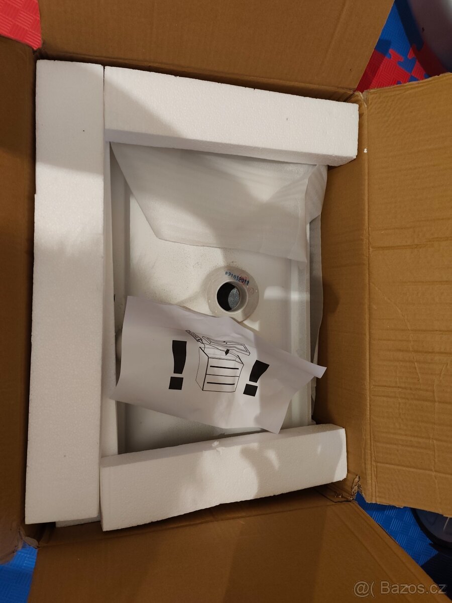 Skříňka do koupelny s umyvadlem - 5