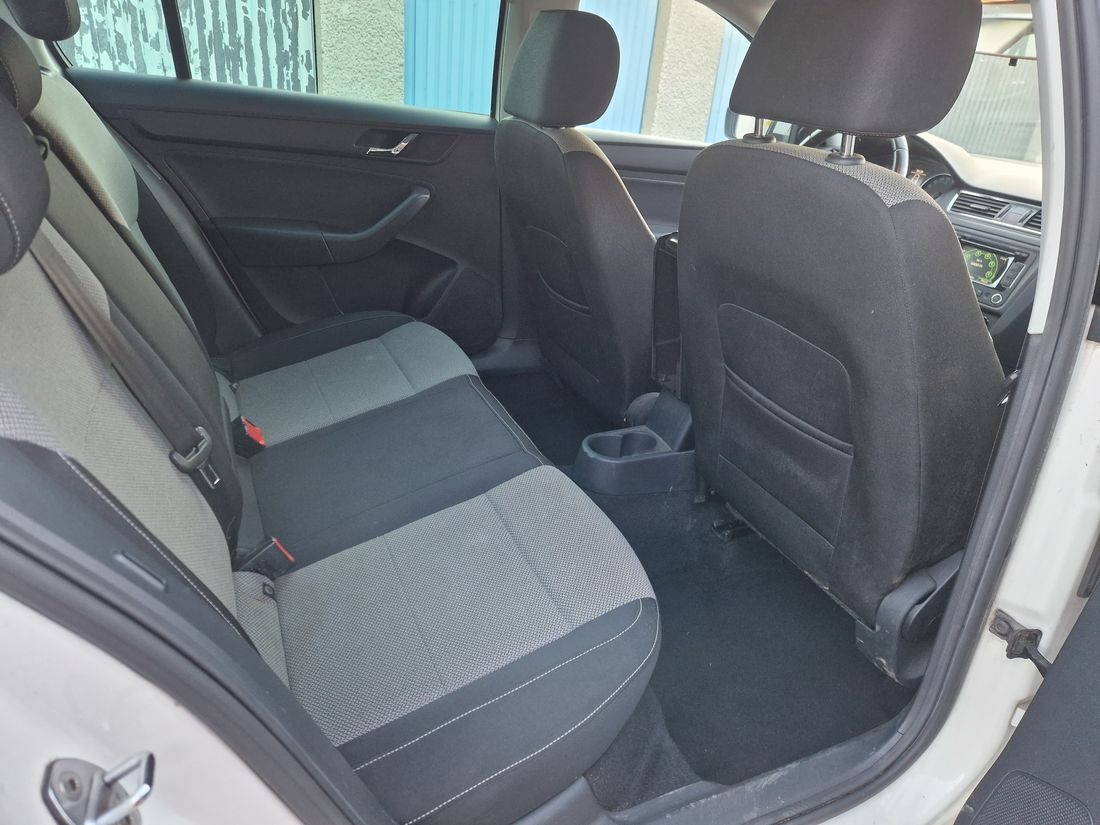 Škoda rapid 1.6 - 5