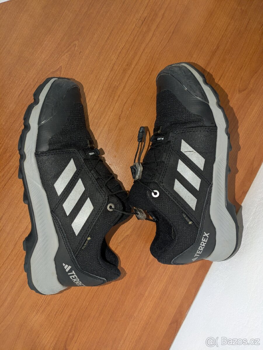 Dětská obuv Adidas s Gore-Tex - 5