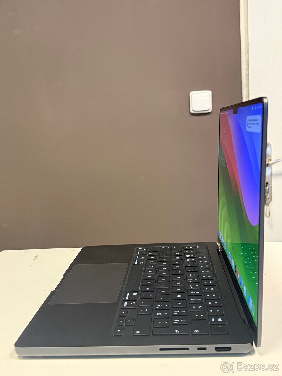 MacBook PRO M4 14” - 5