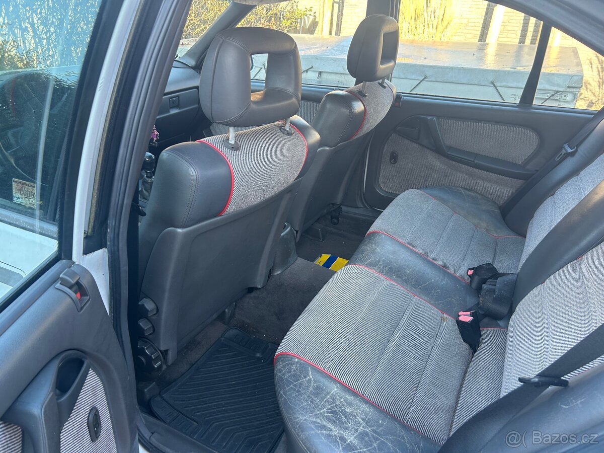 Opel Omega 89 - 5