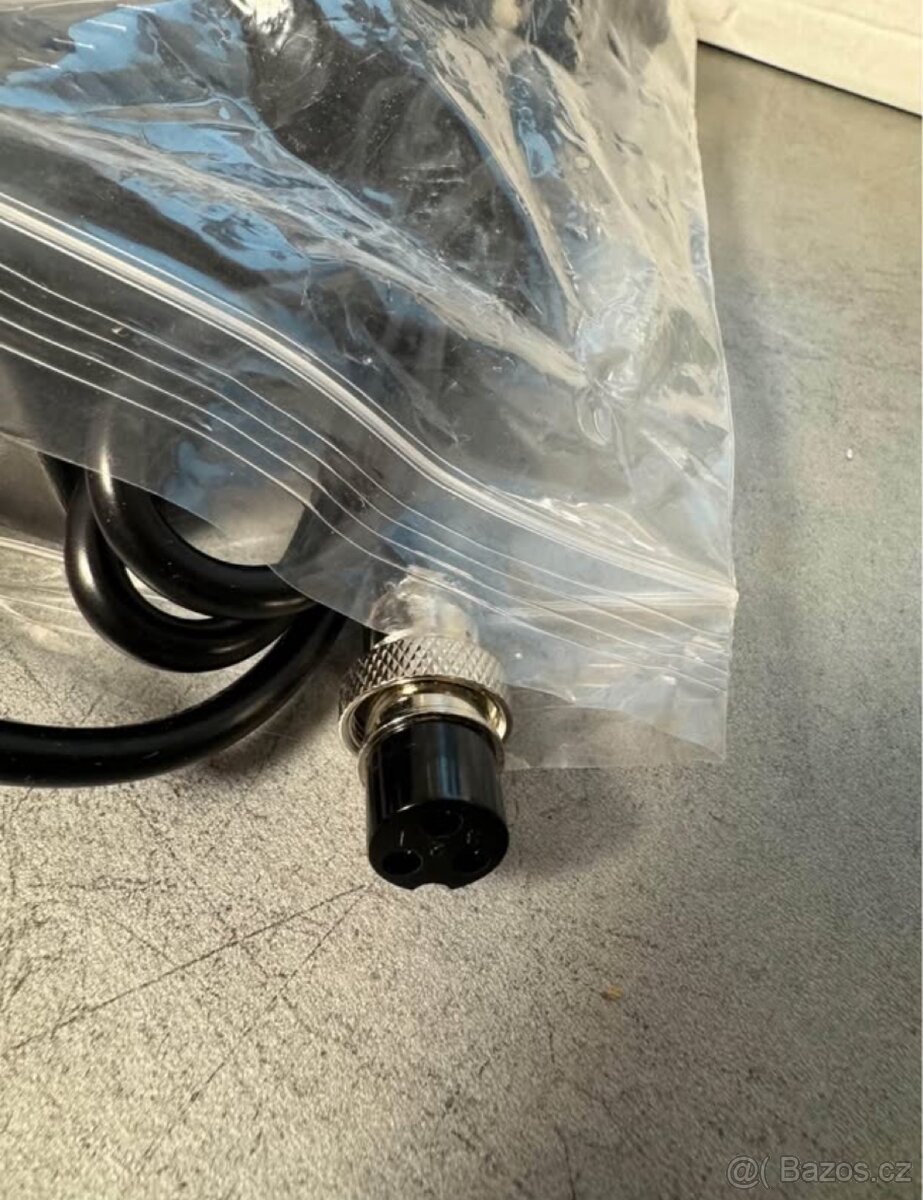 Nabíječka elektrická čtyřkolka/motorka/skútr 36v 1,6-2,0 A