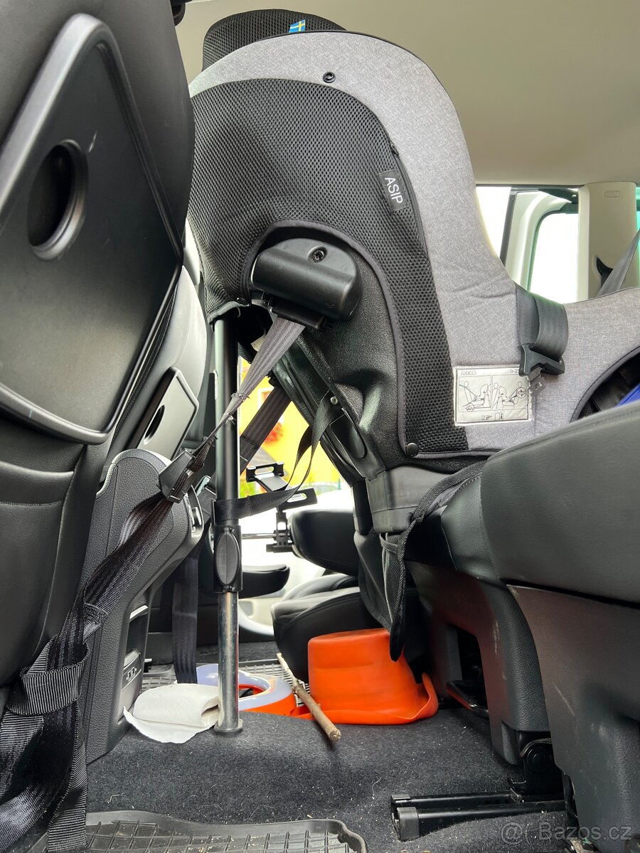 Dětská protisměrná autosedačka, AXKID MINIKID - 5