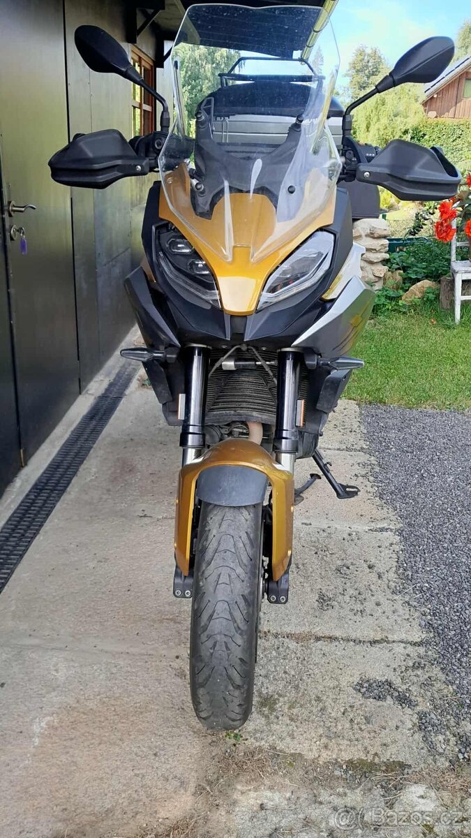 BMW F900XR - 5