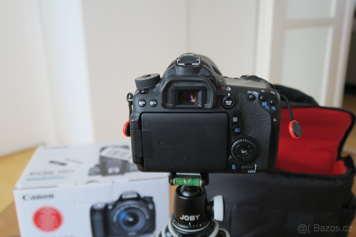Canon EOS 70D + 2x objektiv - 5