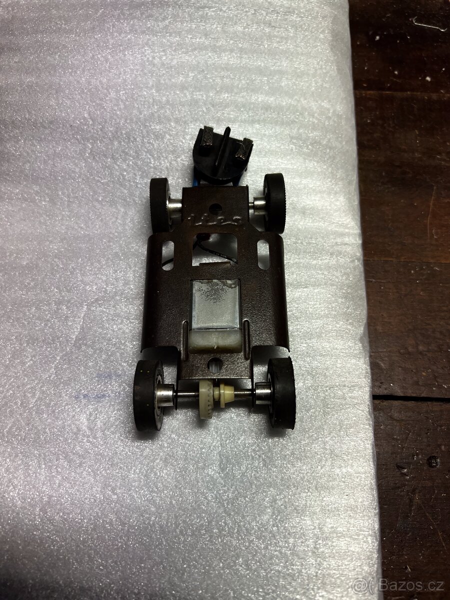 Podvozek /autíčko na autodráhu Ites/ - 5