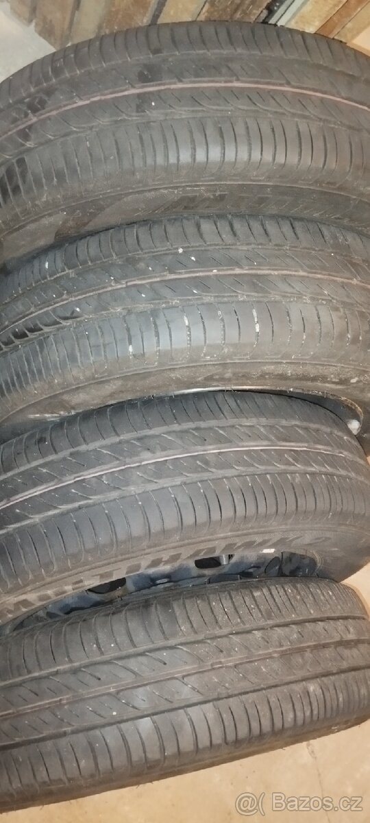 Prodám pneumatiky - 5