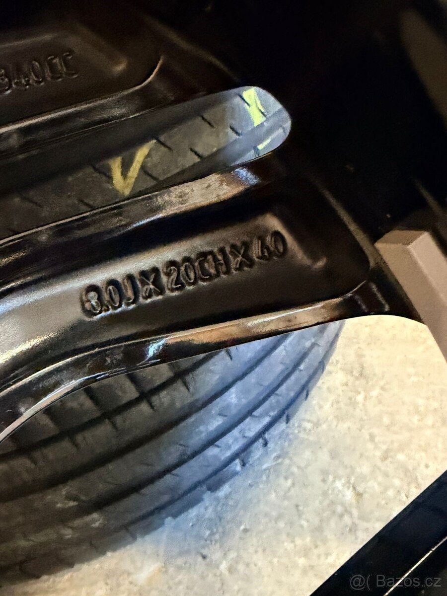 ORIG.LETNA SADA RANGE ROVER EVOQUE.R20 235/50/20 - 5