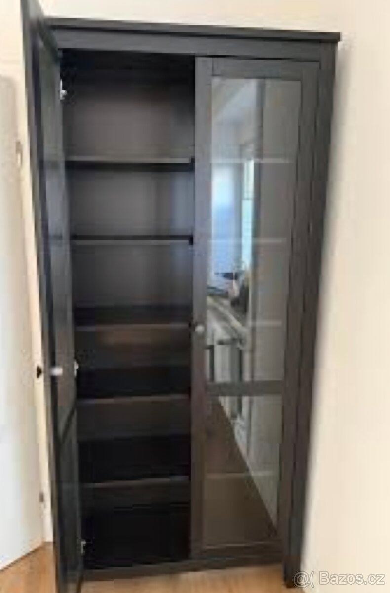 Ikea Hemnes nábytek - 5