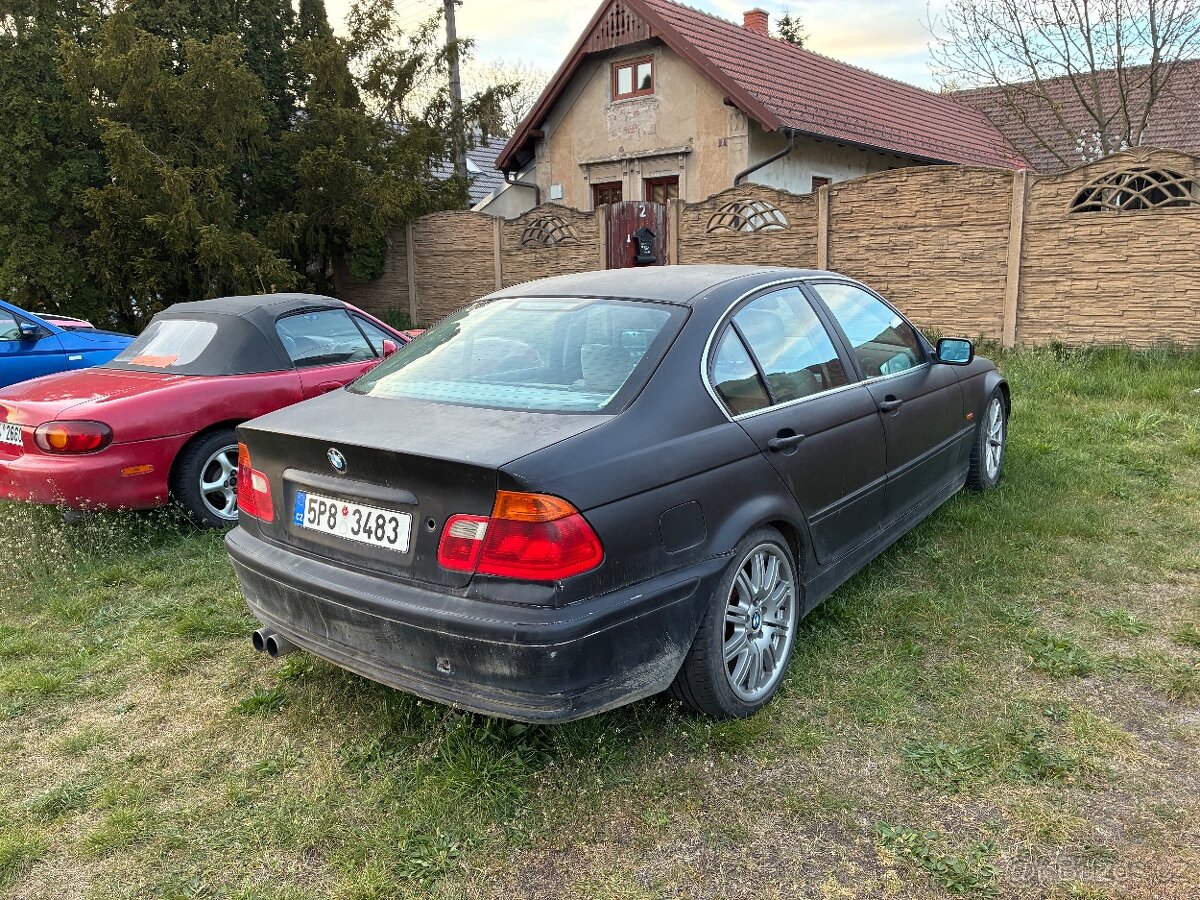 BMW e46i 323i - 5