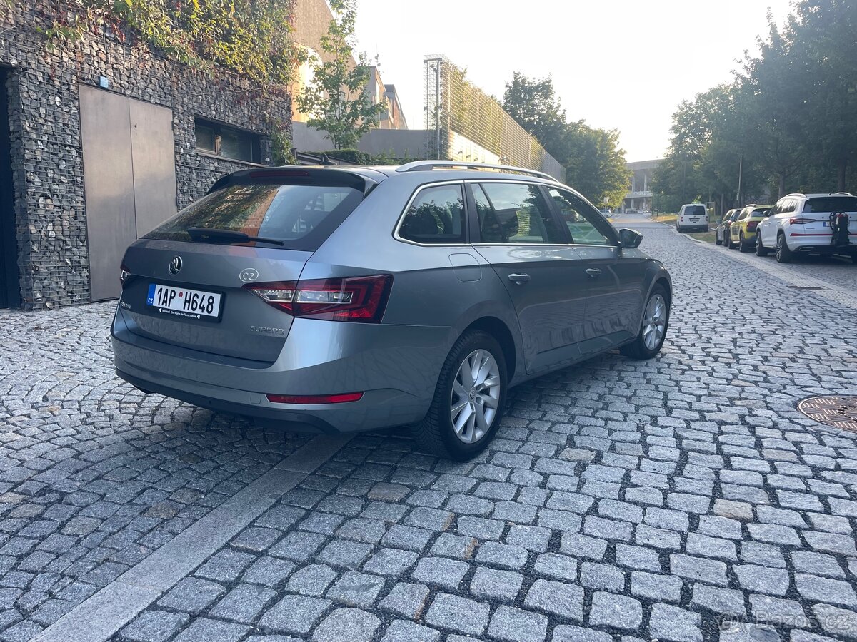 Skoda Superb r.v 2017 2.0d DSG - 5