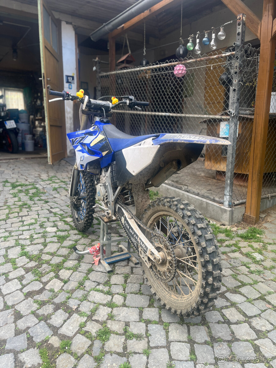 Yamaha YZ 125