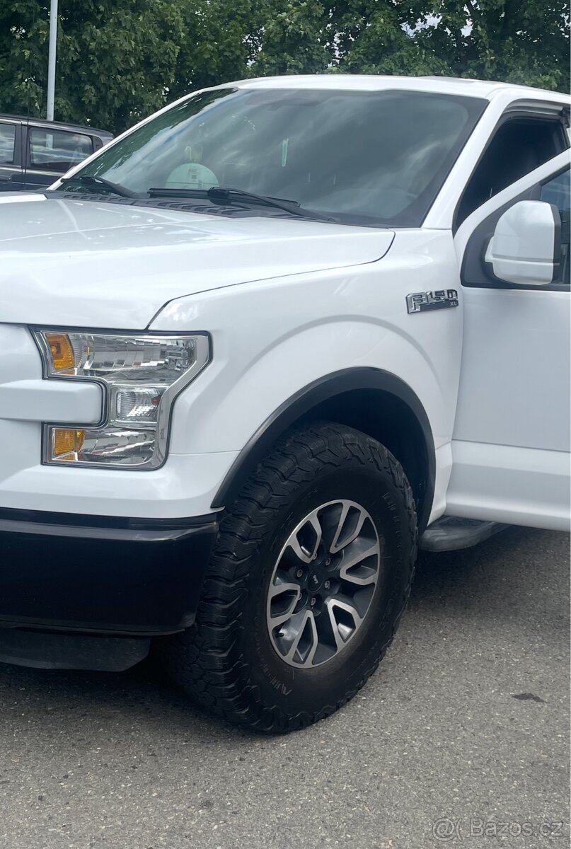 FORD F150 XLT 3.5L V6 / 390 koní / 2016