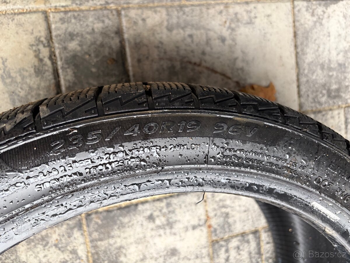 Zimni pneu 235/40/19 - 5